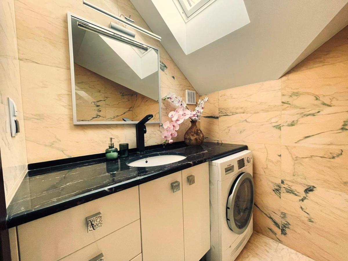 Marble Apartament Zamość Eksteriør billede